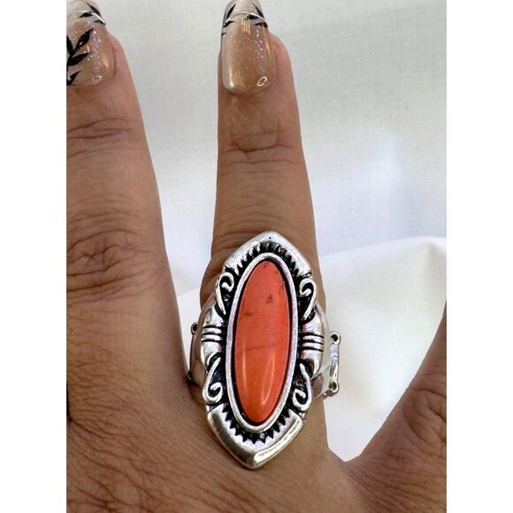 Statement Ring. - Picture 5 of 6